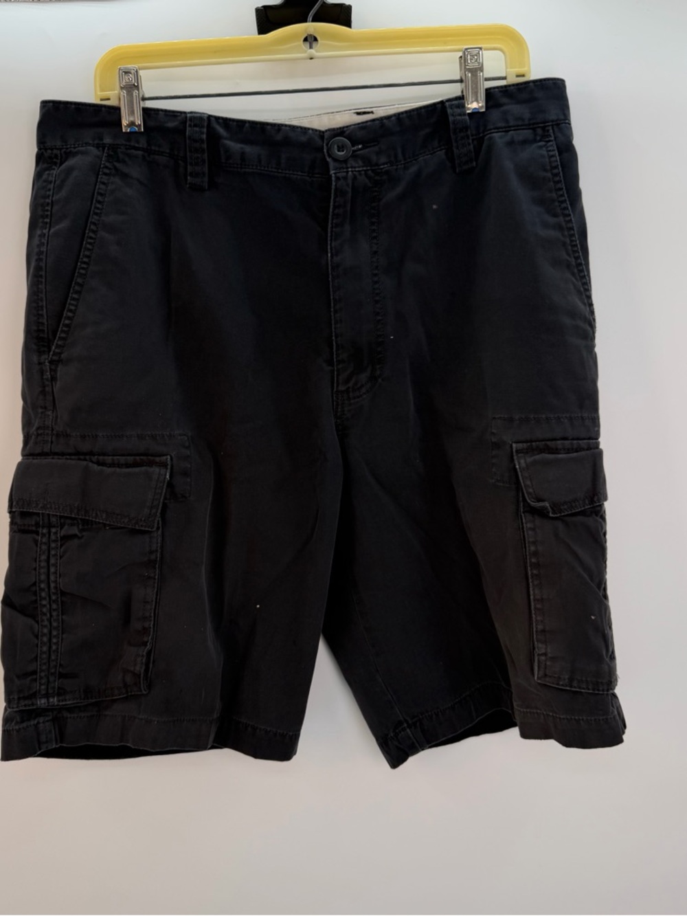 Dockers Black Cargo Shorts with Utility Pockets